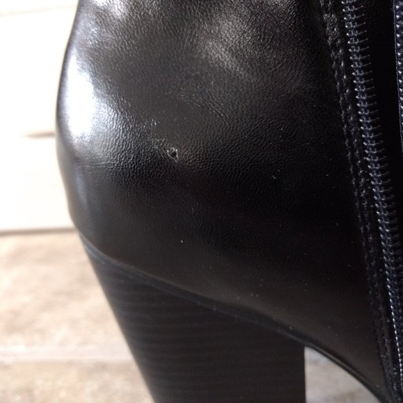 CHARLES JOURDON‎ Paris Cora Women's Size 10 Black Faux Leather Zip Ankle Boots - Picture 9 of 14